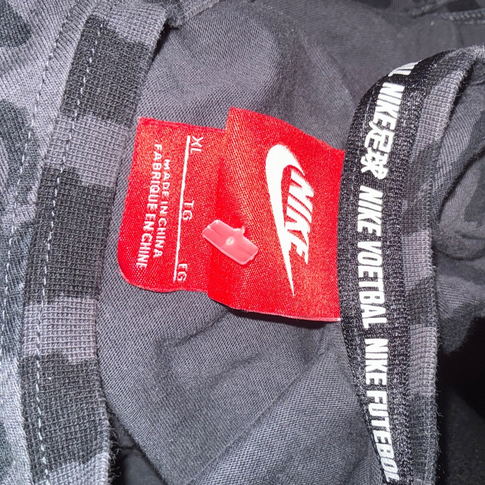 Nike shirt top size xl - Picture 6 of 6